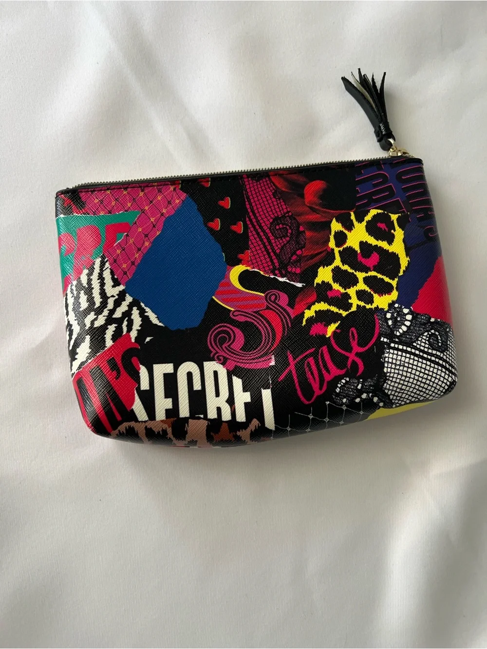 Victoria's Secret Multicolor Graphic Zip Pouch - Pink & Black
